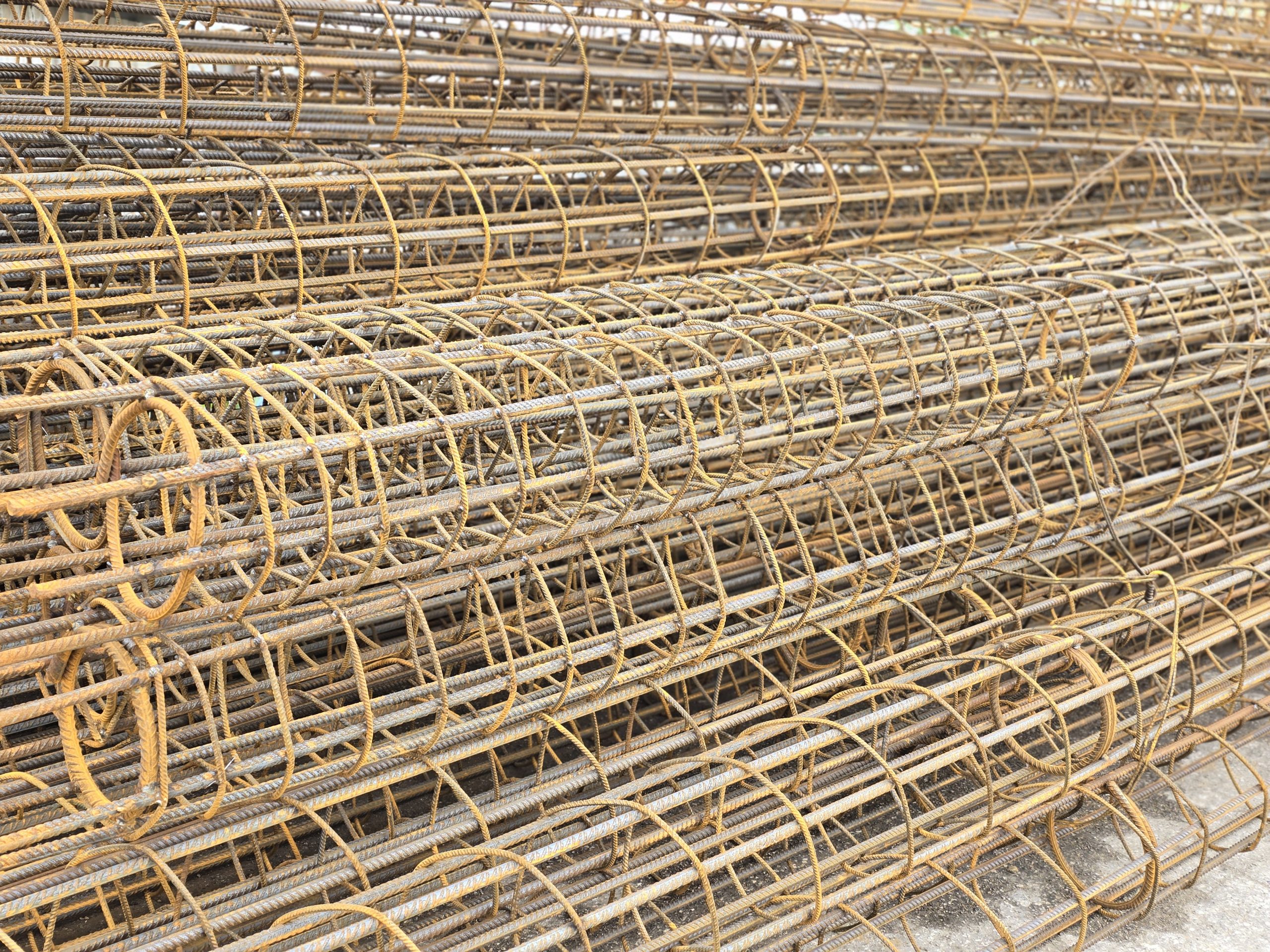 כלונסאות מרותכים